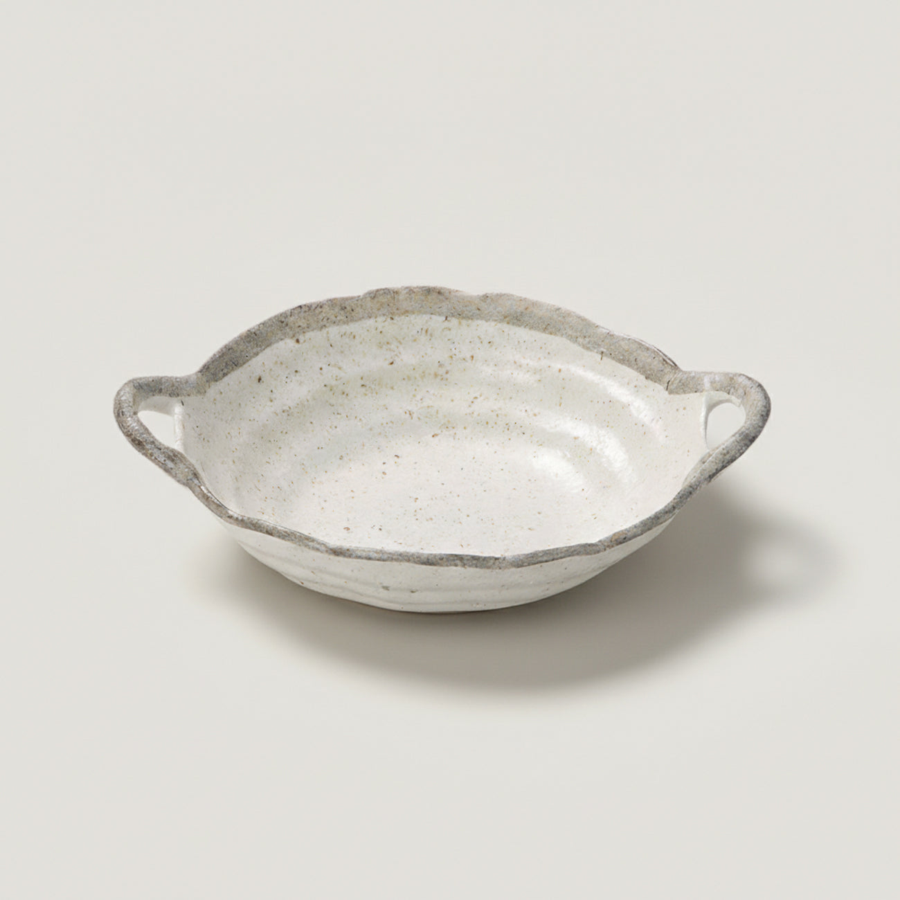 Shirokaratsu Handled Serving Dish - White 25cm